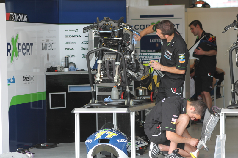 Illustration for article titled MotoGP Bikes In Various States Of Undress